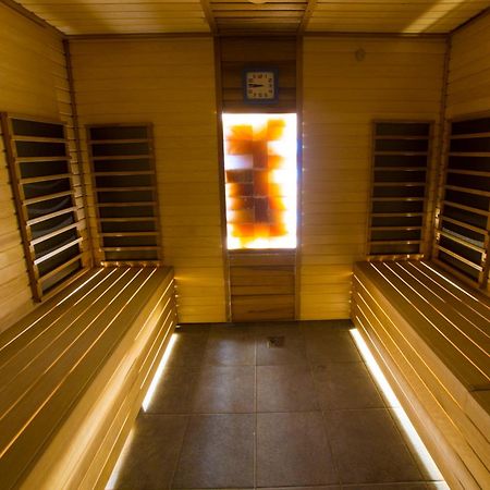 Wellness & Spa Hotel Certov Ngoại thất bức ảnh