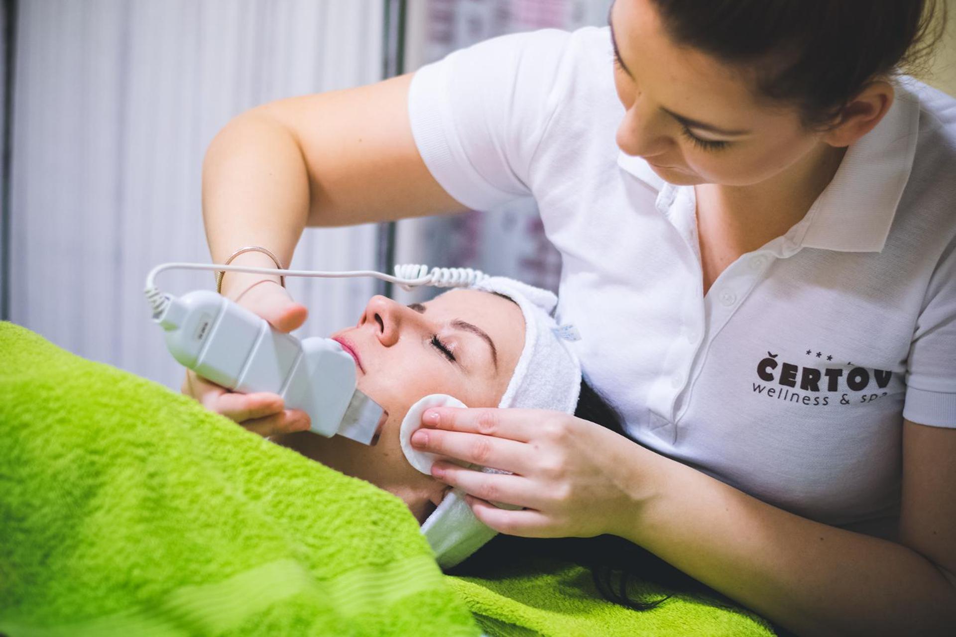 Wellness & Spa Hotel Certov Ngoại thất bức ảnh