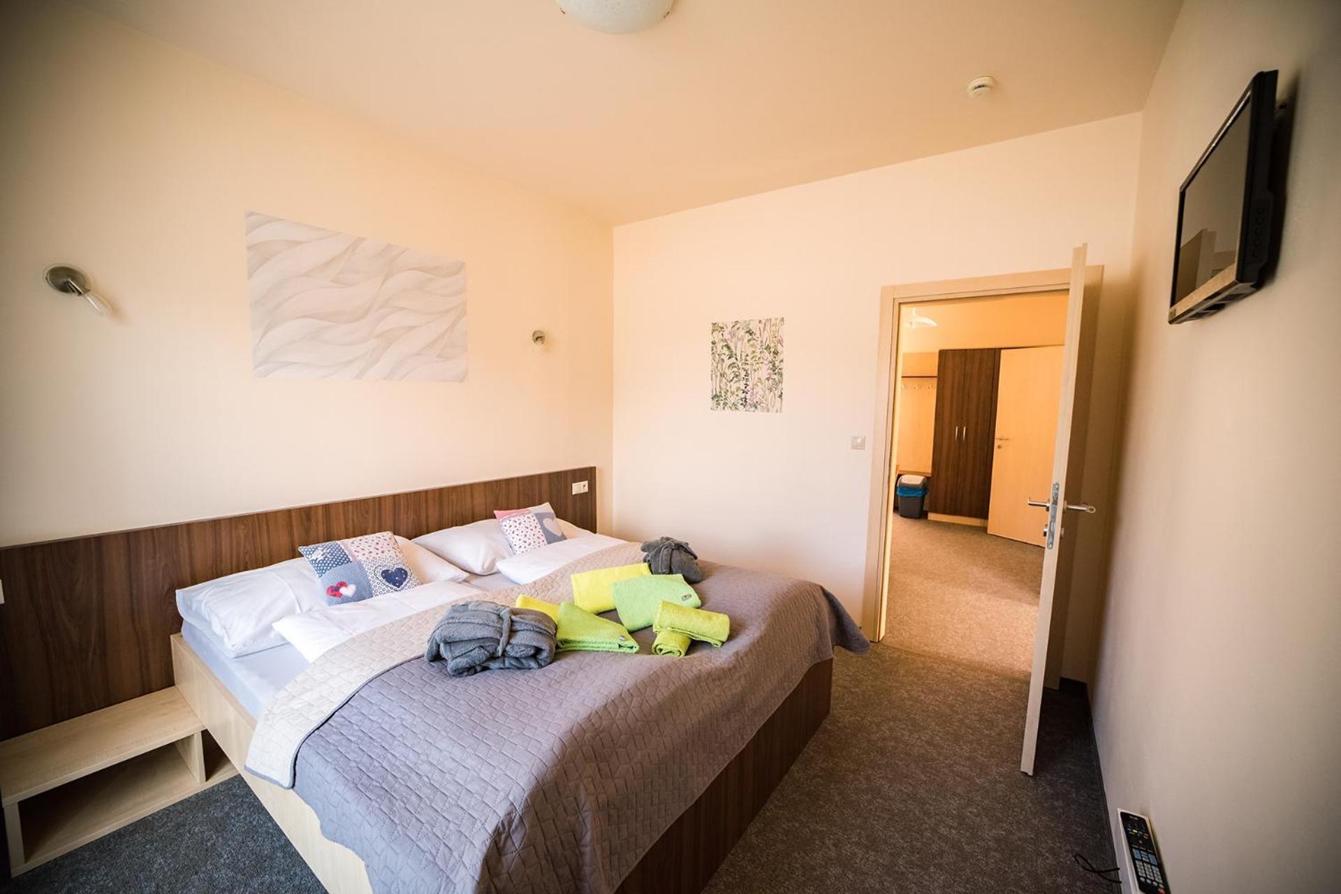 Wellness & Spa Hotel Certov Ngoại thất bức ảnh