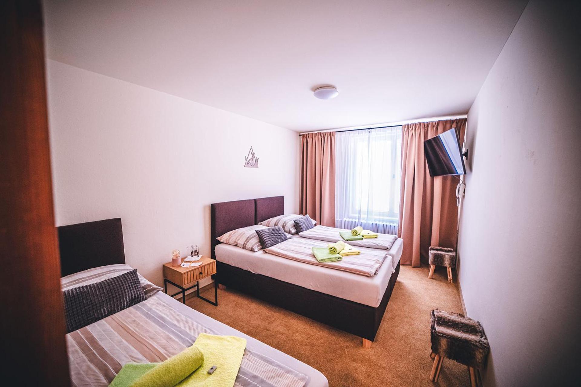 Wellness & Spa Hotel Certov Ngoại thất bức ảnh